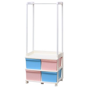 【徹底検証】Kids Wardrobeは本当に『子どもの自立』を促す？辛口編集部が口コミとスペックから見抜く真実 - 省スペースで使えるポール型のハンガーラック。帽子やアウターなどを一時的に掛けるのに便利です。